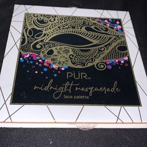 Makeup palette
